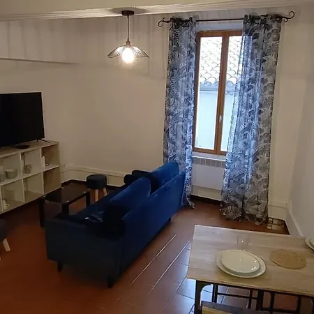Hyeres, Spacieux 2 Pieces De 50m2